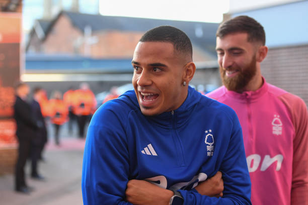 存亡关头贡 存亡关头贡