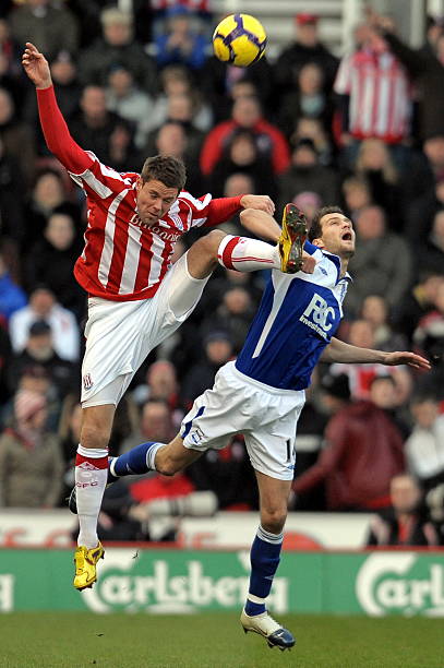 国足需要小 国足需要小