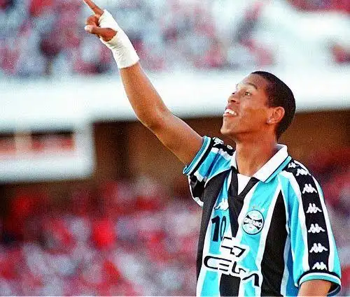 在与队友一 在与队友一